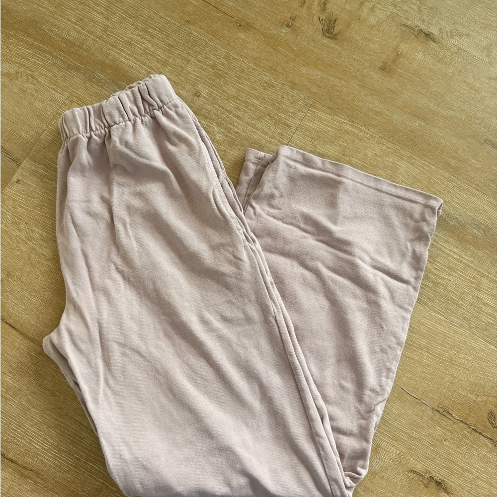 Brandy Melville Light Pink Sweats